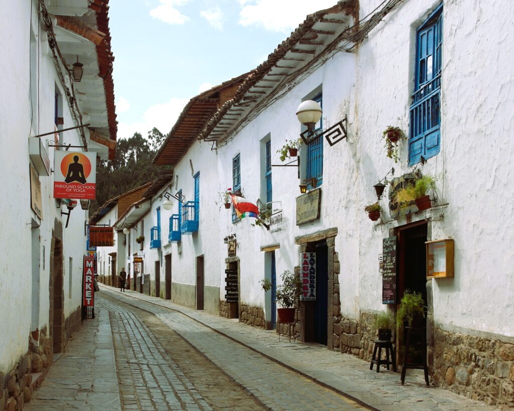 CALLES- the san blas neighborhood-Toqokachi-Life Expeditions