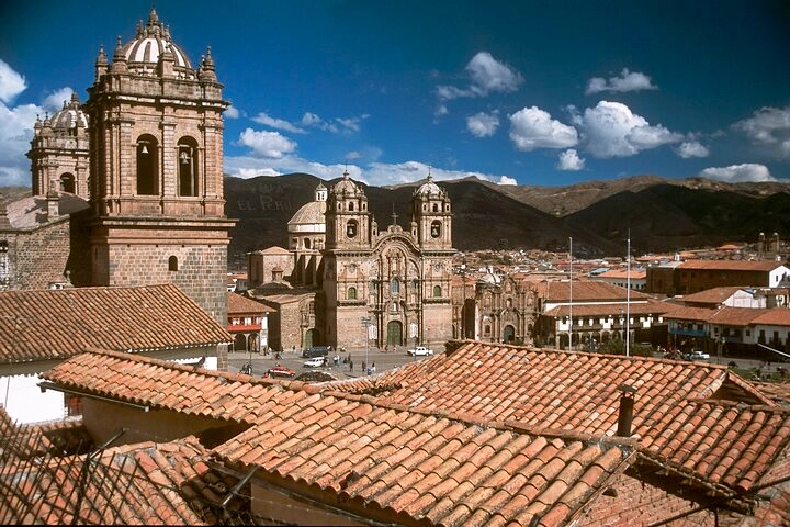 Guia completo para visitar o Aqueduto Colonial de Sapantiana em Cusco