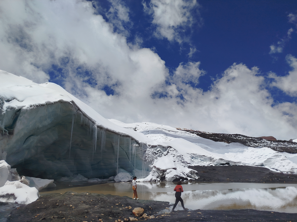 Geleira de Suyuparina: Um Paraíso Natural que Você Precisa Conhecer em Cusco Suyuparina - Life Expeditions