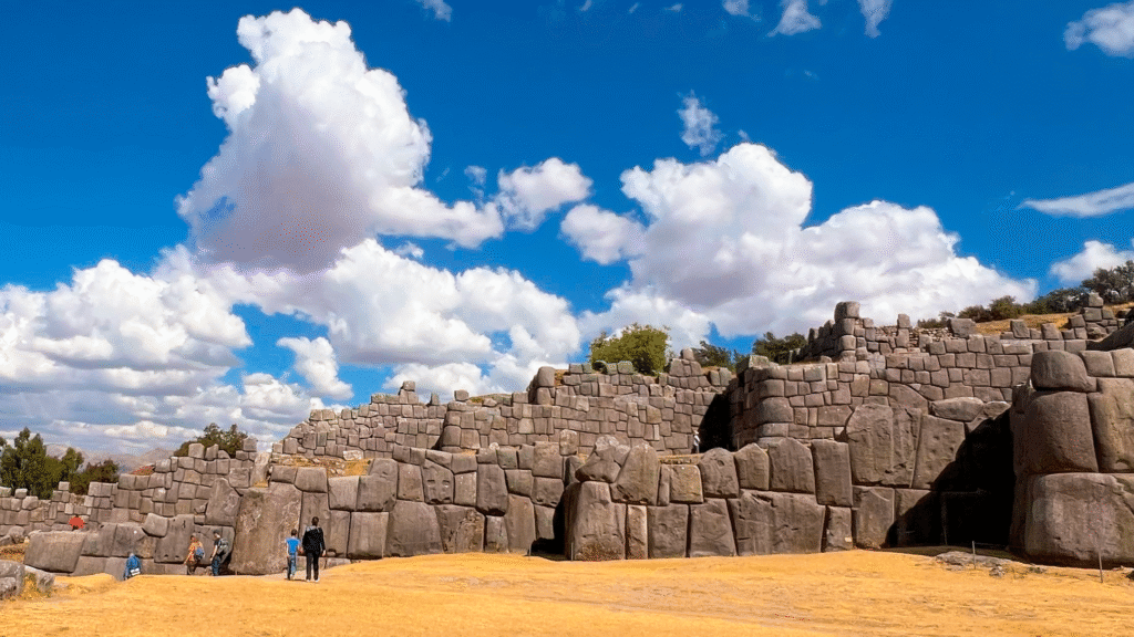 Tawantinsuyo-Saqsayhuaman-Life Expeditions
