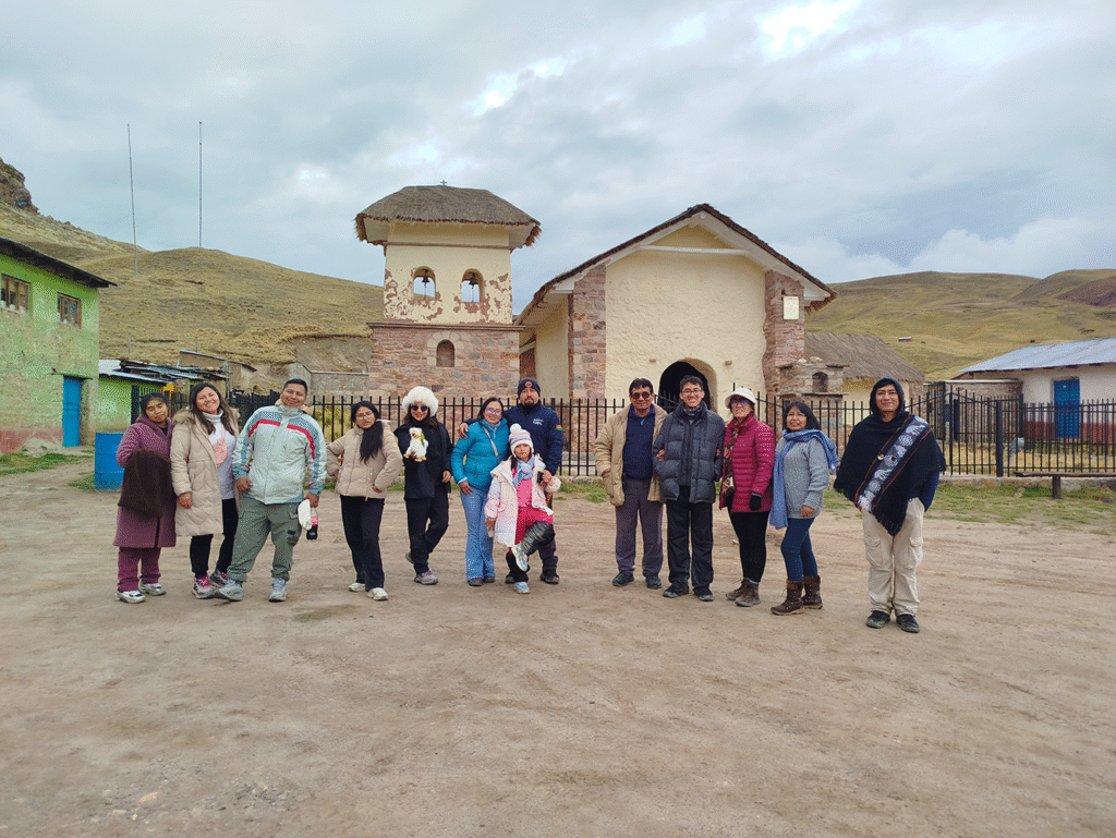 Geleira de Suyuparina: Um Paraíso Natural que Você Precisa Conhecer em Cusco Templo de Phinaya - Life Expeditions