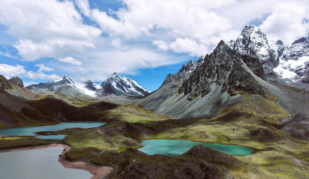 Ausangate-trek-Life Expeditions