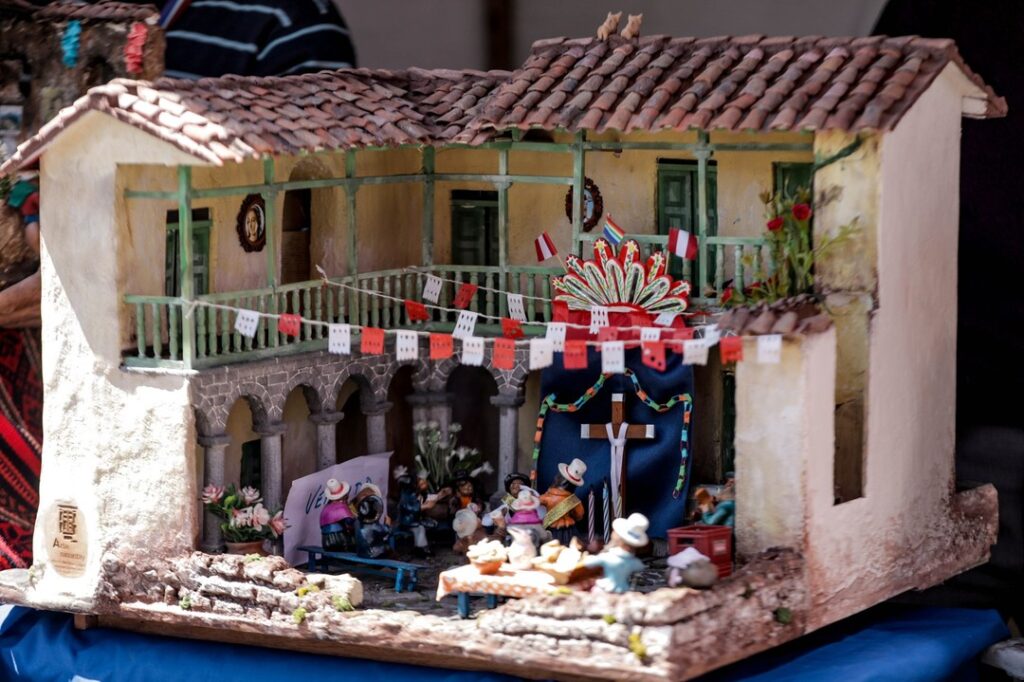 Santurantikuy – O epicentro da arte popular nas festas natalinas em Cusco Santurantikuy-Cusco-arte popular-Life Expeditions