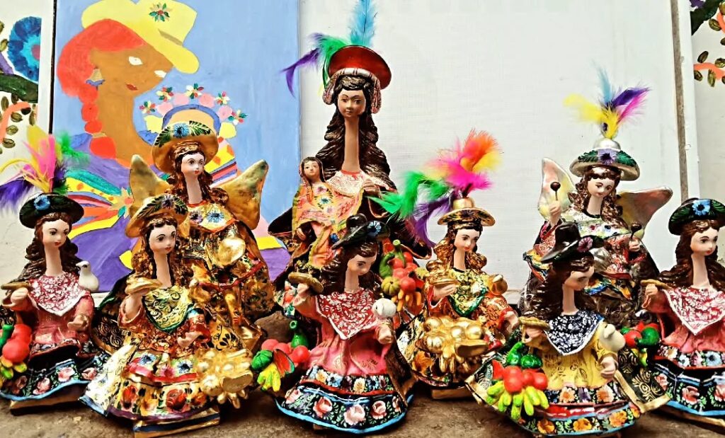 Santurantikuy – O epicentro da arte popular nas festas natalinas em Cusco Santurantikuy-arte mendivil-Cusco-Life Expeditions