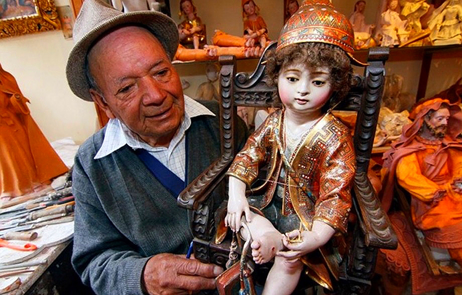 Santurantikuy – O epicentro da arte popular nas festas natalinas em Cusco Santurantikuy-olarte-Cusco-Life Expeditions