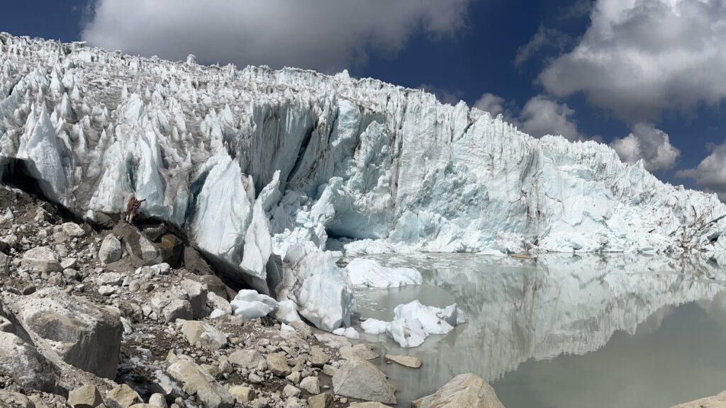 Pitumarca – 3 Impressive Natural Wonders (Red Valley, Vinicunca, and Quelccaya) Quelccaya-Phinaya-Pitumarca-Life Expeditions