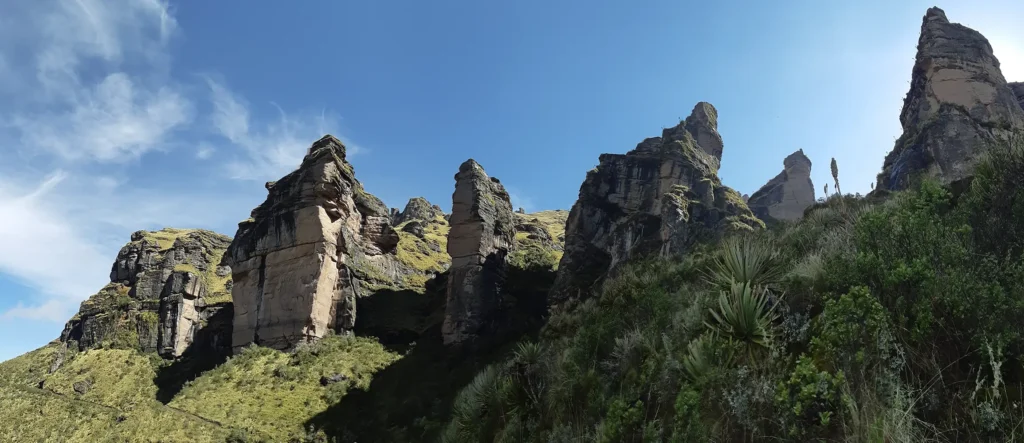 Ruta hacia el Centro Arqueologico