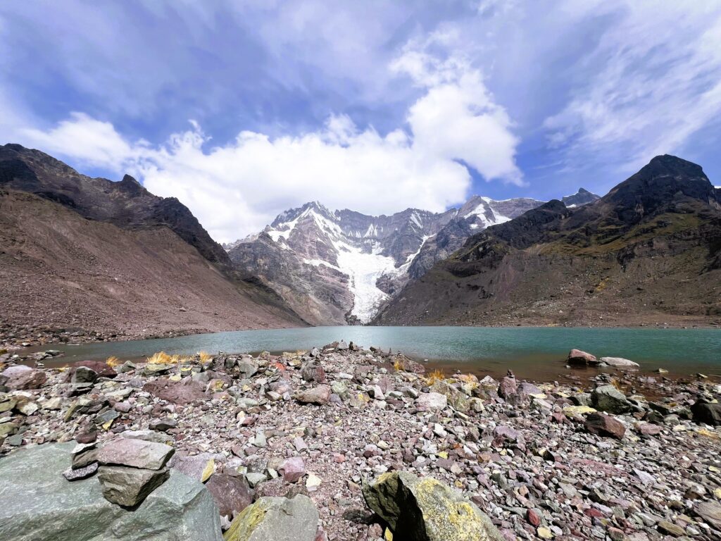 Ausangate Trek - impresionante ruta del Ausangate hacia la montaña de 7 colores Trek Ausangate-Winikunka-Cusco-Life Expeditions