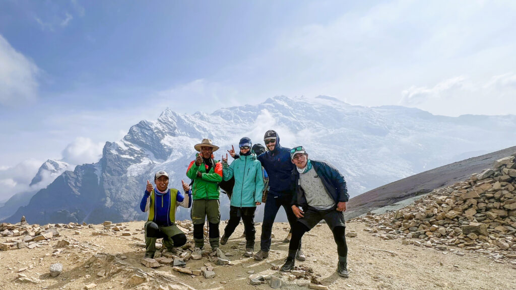 Ausangate Trek - impresionante ruta del Ausangate hacia la montaña de 7 colores Vinikunka-trek-Ausangate-Life Expeditions