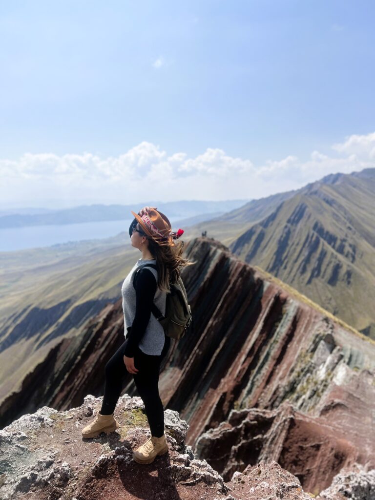 Pallay Punchu, a surprising hidden wonder in the Cusco Andes Pallay Punchu-Languilayo-Layo-Canas-Life Expeditions