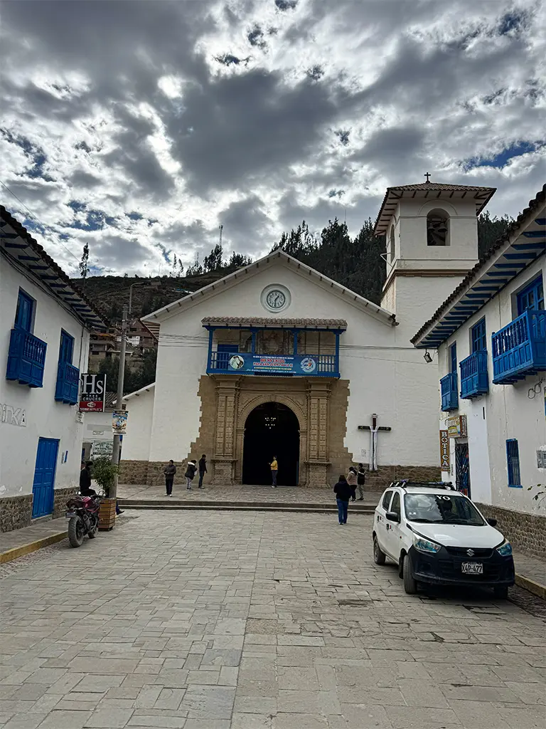 Paucartambo: Living History, Tradition, and Mystery in the Heart of Cusco Iglesia