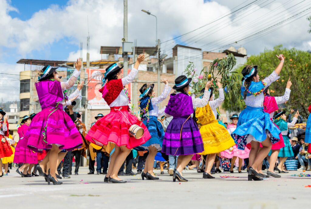 Pukllay 2026 - magnifico encuentro Nacional del carnaval originario mas grande del Perú Pukllay-carnaval originario-Andahuaylas-Life Expditions