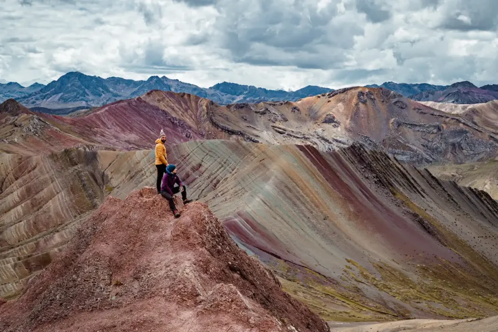 Vinicunca vs Palccoyo: 2 Fascinating Trails, One Rainbow in the Peruvian Andes Vinicunca vs Palccoyo-Canchis-Cusco-Life Expeditions