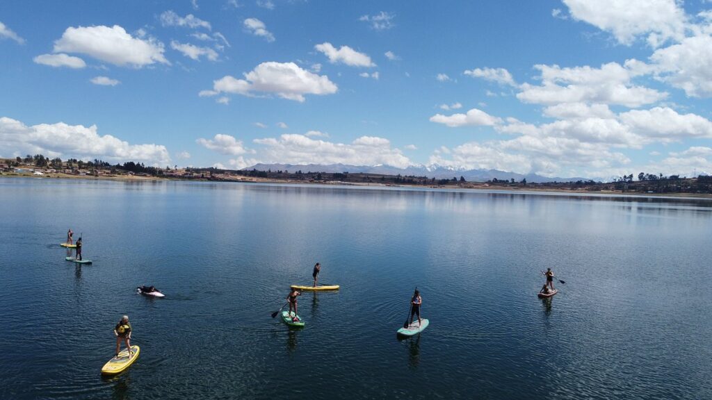 Chinchero: Tierra del Arcoíris, cuna de la andenería inca e impresionante textileria Laguna Piuray-Urubamba-Life Expeditions