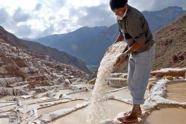 Proceso de la sal de Maras-Urubamba-Life Expeditions