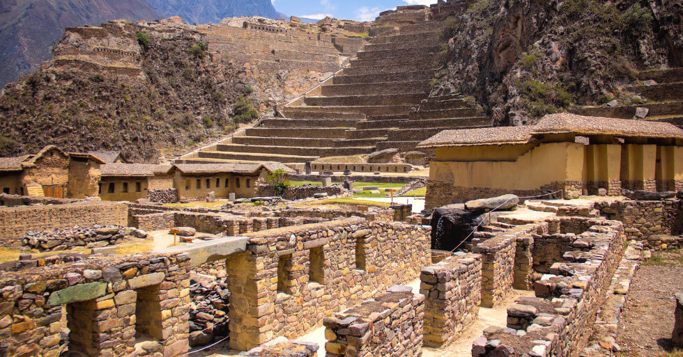 Valle Sagrado de los Incas-Ollantaytambo-PLaza-Life Expeditions