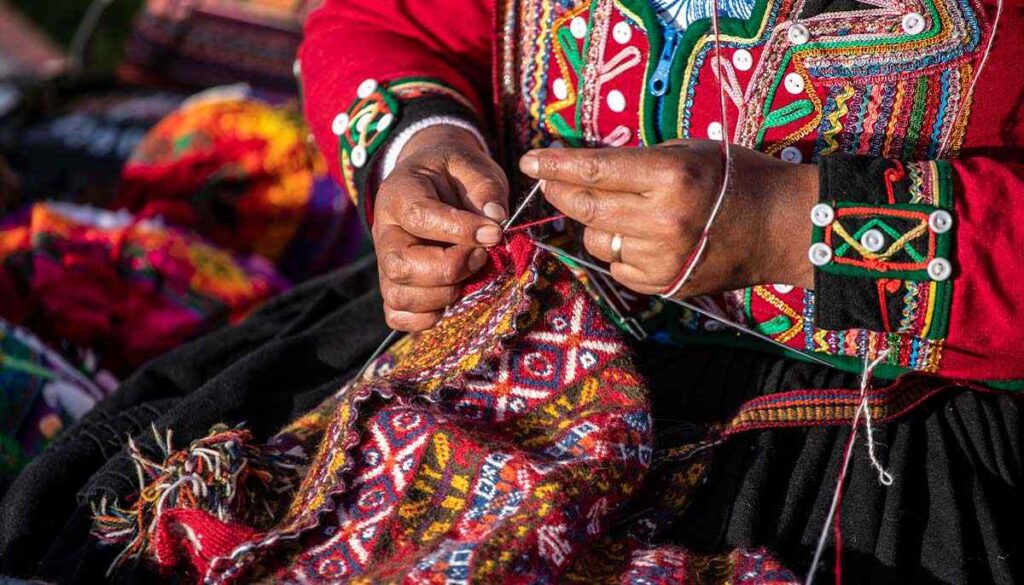 Valle Sagrado de los Incas-textileria-Life Expeditions